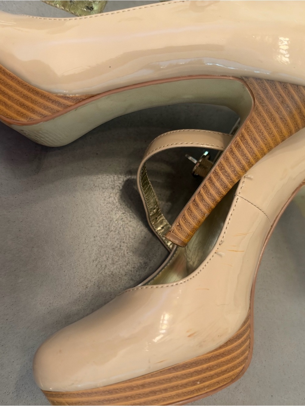 Style & Co. Beige Patent Platform Mary Jane Pumps